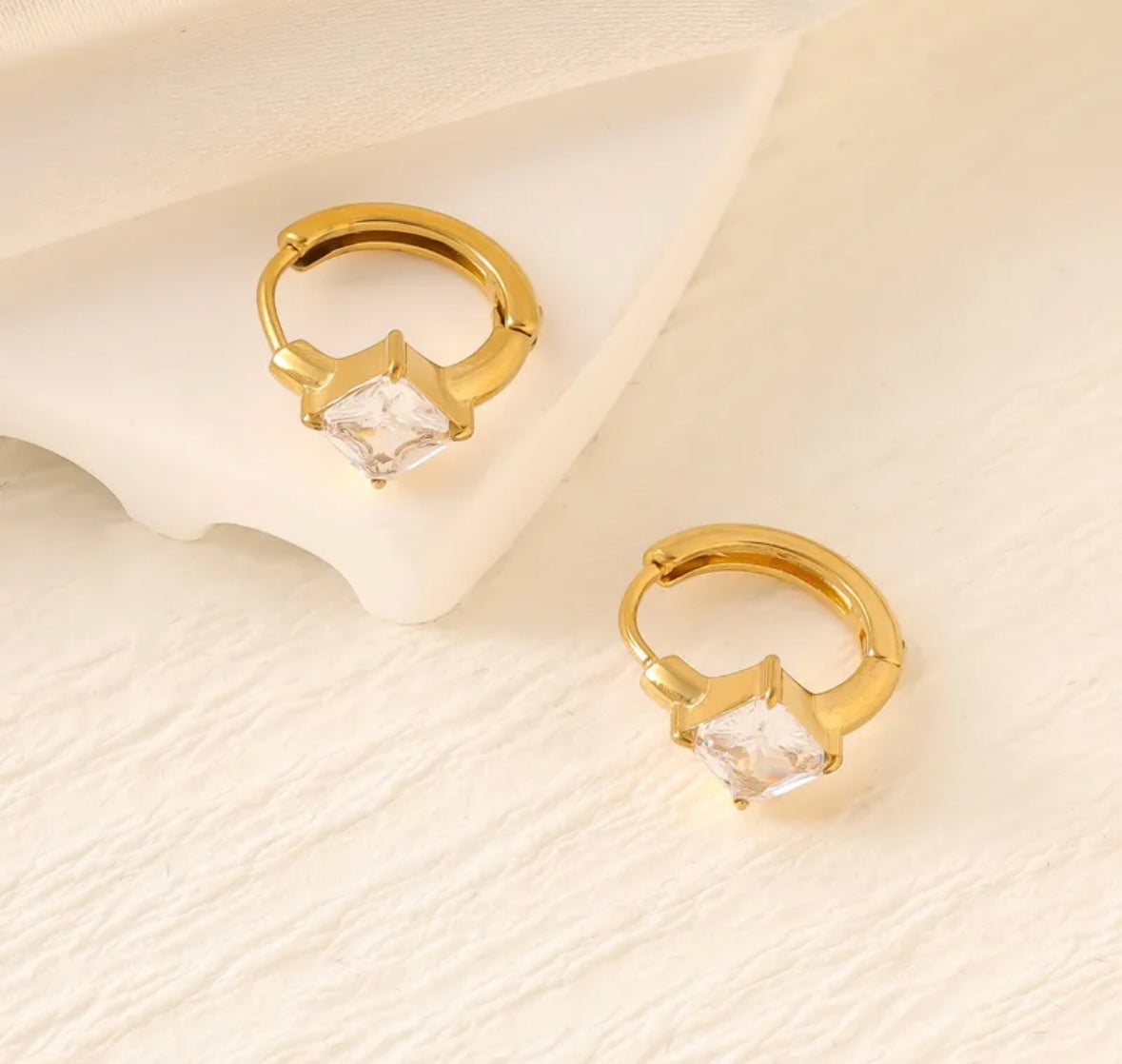 Gemma Hoops